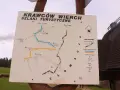 Mapa szlaków turystycznych Krawców Wierch. Wskazuje trasy do Hali Lipowskiej, Trzech Kopców, Glinki i Kubiesówki.