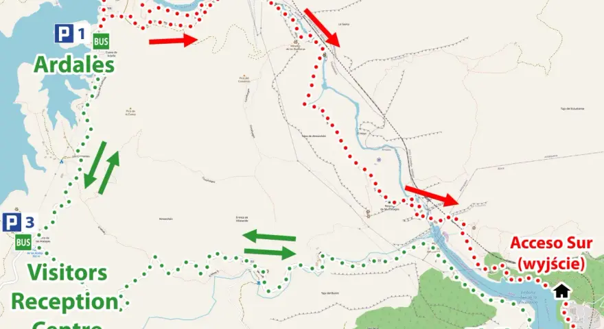 Mapa szlaku Caminito del Rey z zaznaczonymi parkingami P1, P2, P3, wejściem północnym i południowym oraz centrum dla odwiedzających.